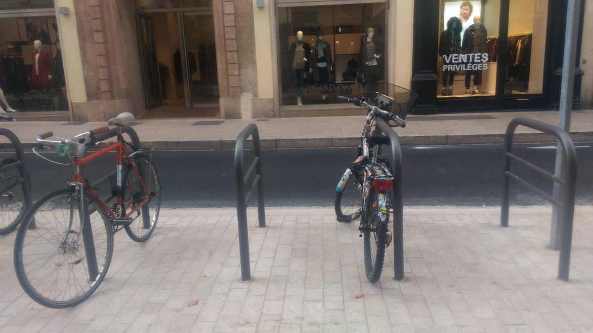 Rue ParadisStationnement vélo