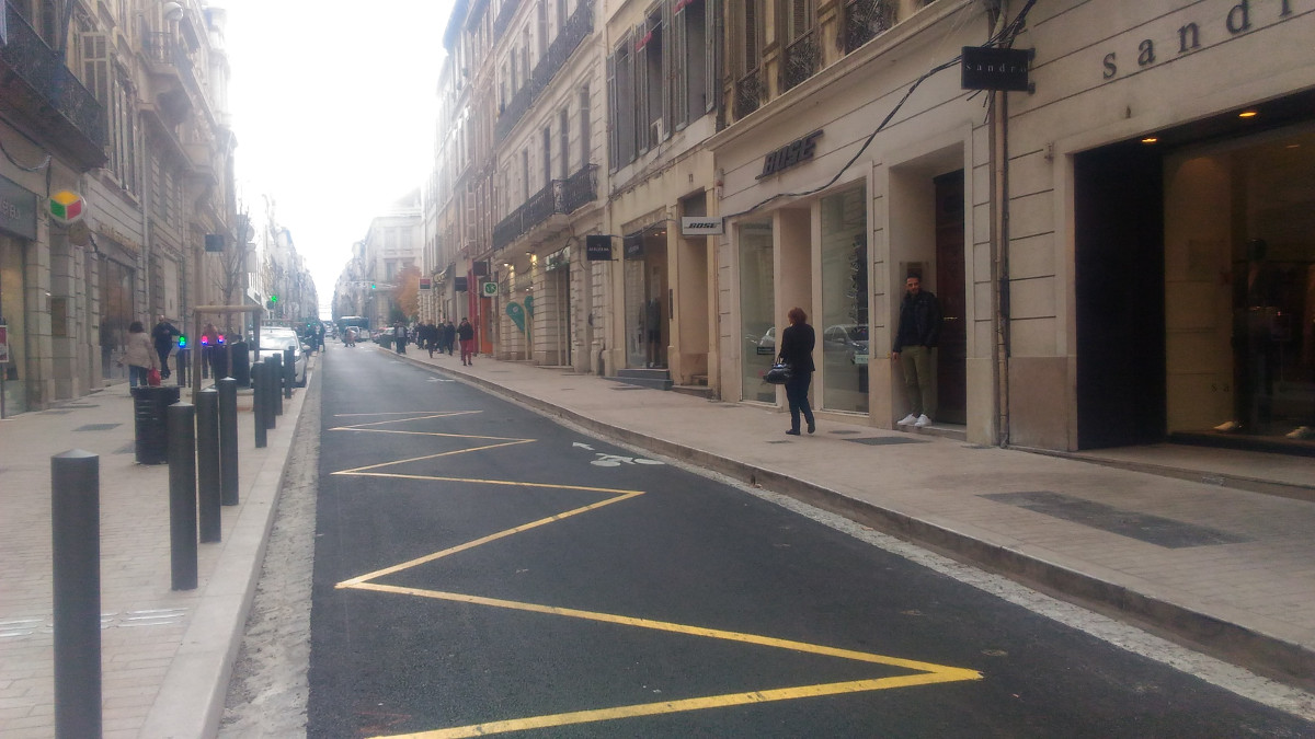 Rue Paradis Trottoirs