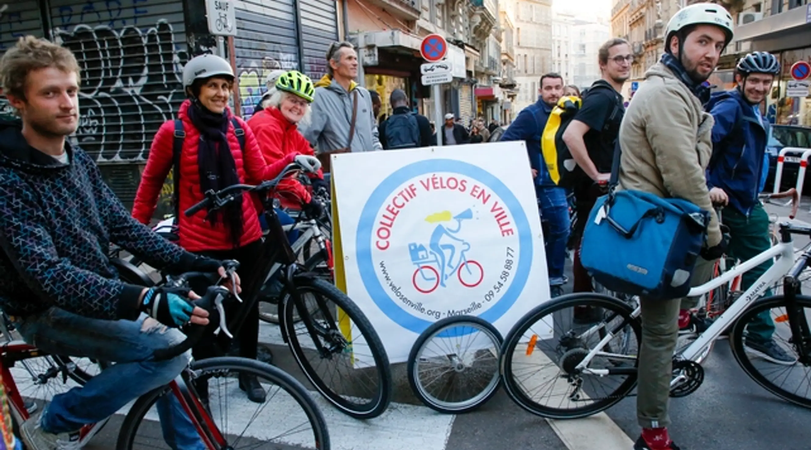 Collectif Vélos En Ville - L'association et ses membres